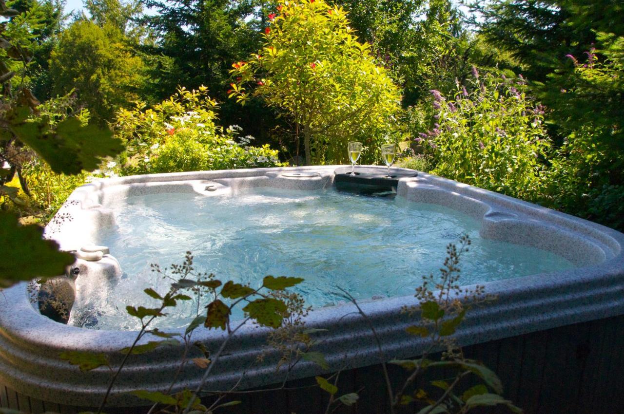 Wetherly Inn & Spa Ganges Buitenkant foto