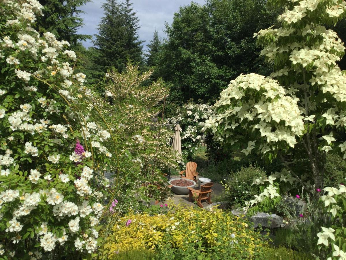 Wetherly Inn & Spa Ganges Buitenkant foto